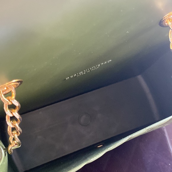 DESIGNINVERSO Milano crossbody bag. Forest Green - Picture 7 of 9